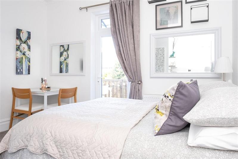 Bed and Breakfast Mory House Bournemouth Esterno foto